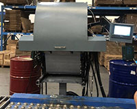 發(fā)泡機(jī)選高壓的還是低壓的？哪一種方便操作？